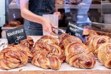 Savouring the city. Swedish Cinnamon buns on display in a bakery in Stockholm