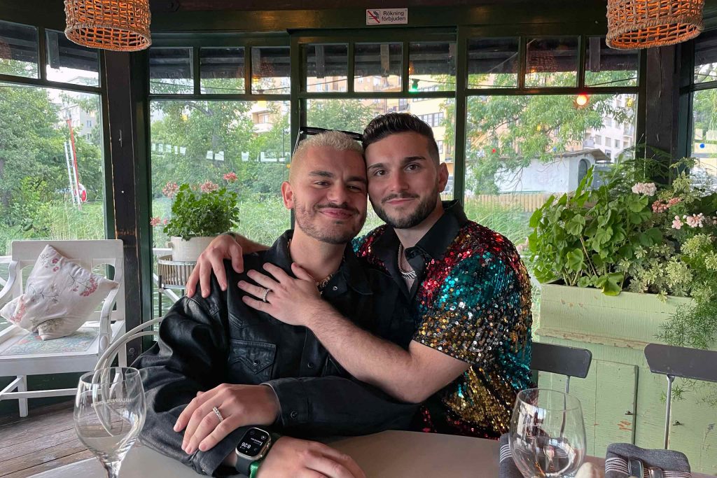 Influencer couple Chris & Mike imbibe Mälarpaviljongen's positive atmosphere during Stockholm Pride 2023.